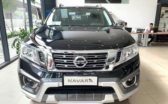 Nissan Navara giảm giá đại lý lên đến 50 triệu đồng