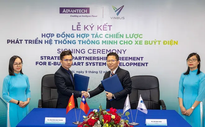 VinBus và Advantech hợp tác phát triển hệ thống xe buýt điện thông minh 