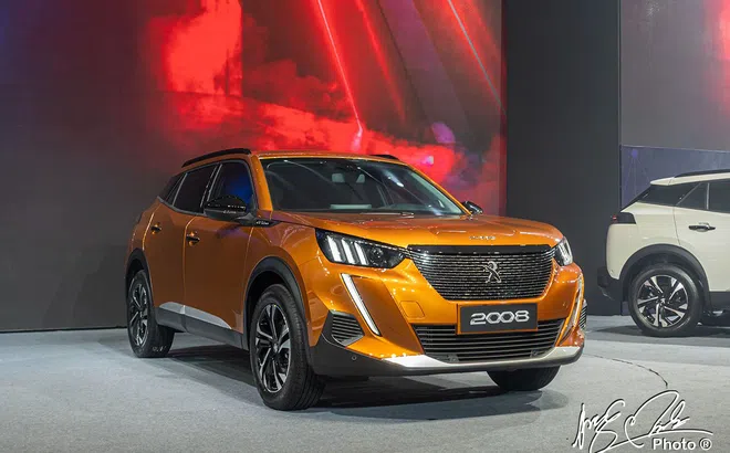 Giá lăn bánh xe Peugeot 2008 2021, cao hơn nhiều Kia Seltos và Hyundai Kona