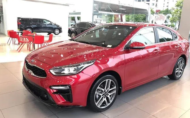 Phân khúc xe hạng C tháng 11/2020: Kia Cerato vững chắc ngôi vương