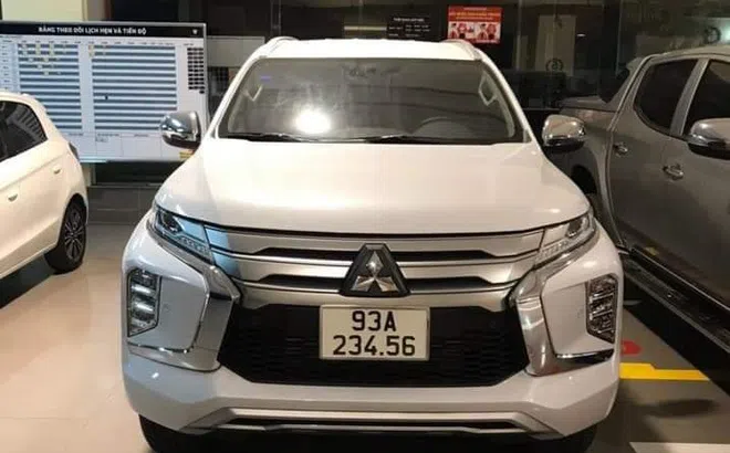 Chủ xe Mitsubishi Pajero Sport biển số tiến '234.56' hét giá tới 6,5 tỷ đồng, con số khách trả còn bất ngờ hơn