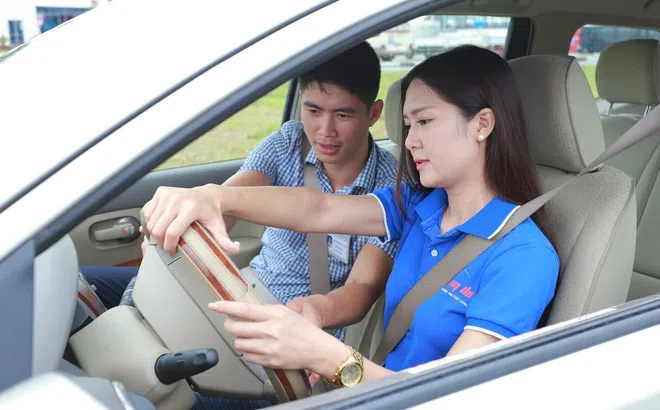 Giải đáp những câu hỏi thường gặp khi thi bằng lái xe ô tô