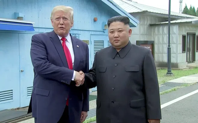 Tổng thống Mỹ Donald Trump đặt chân sang lãnh thổ Triều Tiên