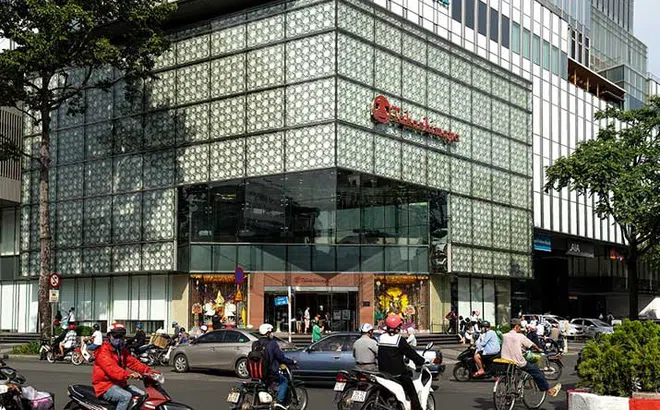 Takashimaya ăn nên làm ra, dự kiến mở rộng ra Hà Nội