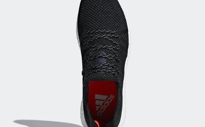 Adidas từ bỏ robot Speedfactories ở Đức và Mỹ 