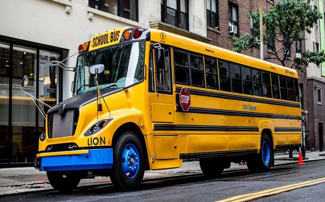 Tại sao xe bus trường học không hề có dây an toàn