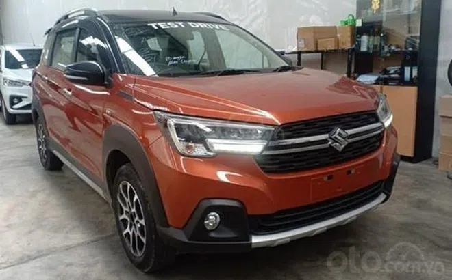 Suzuki XL7 2020 nhập khẩu được đại lý rao bán với giá 1 tỷ đồng?