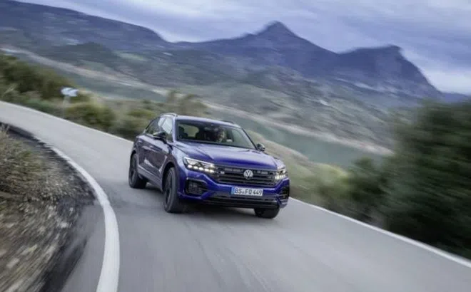 Siêu SUV Volkswagen Touareg R hẹn gặp tại Geneva