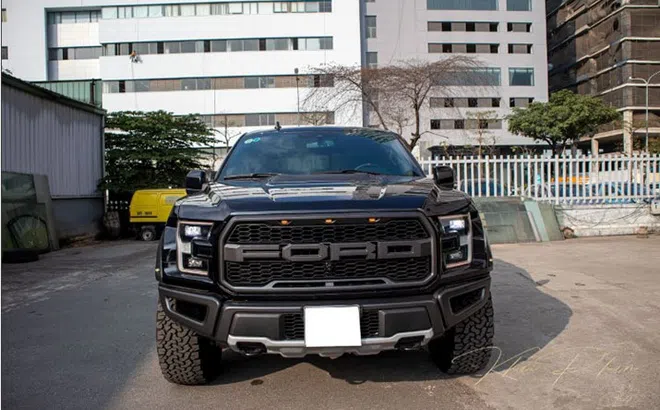 Siêu bán tải Ford F-150 Raptor Black Edition 2020, giá gấp 3 lần Ranger Raptor 