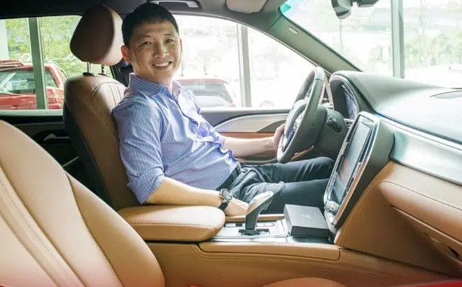 Ông chủ Rolls-Royce Việt Nam chia sẻ sau khi nhận xe VinFast LUX SA2.0