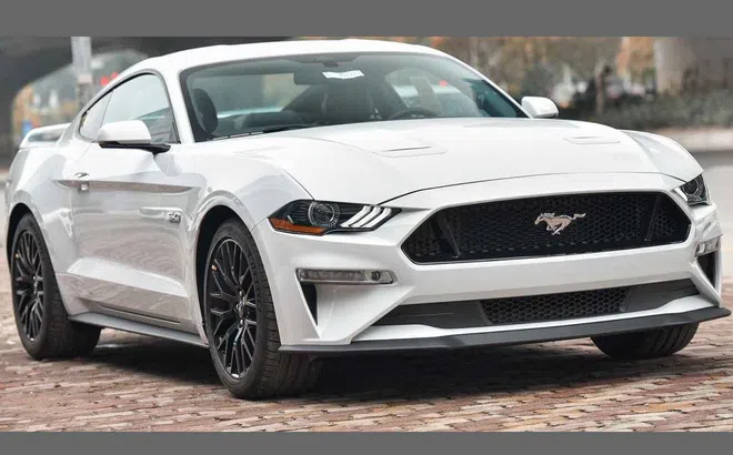10 mẫu xe coupe bán chạy nhất thế giới: Ford Mustang tụt hạng