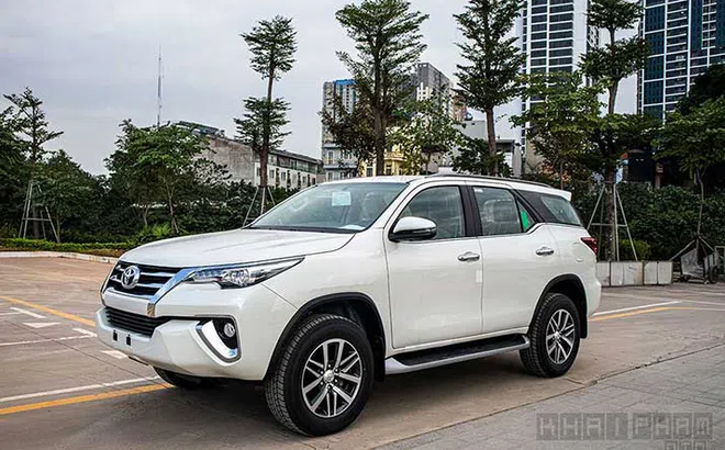 Nên mua xe 7 chỗ nào phục vụ gia đình 2020