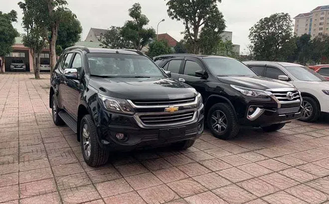 Mua được Chevrolet Trailblazer xả hàng giảm gần 300 triệu đồng, chủ nhân đăng ký, lên đồ rồi rao bán lại khi chưa lăn bánh