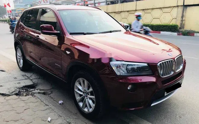 BMW X3 3.0L Xdrive28i đời 2012 giá tương đương Brilliance V7 xuất xứ Trung Quốc