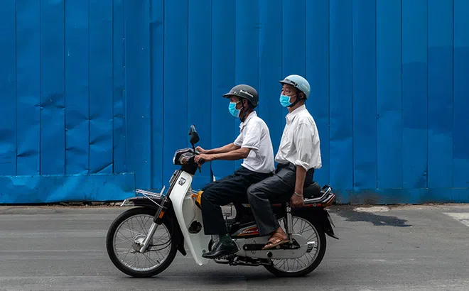 Khẩu trang y tế vẫn khan hiếm