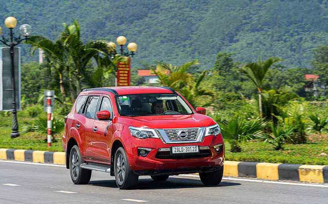 Nissan Terra 2019 bất ngờ giảm giá niêm yết tới 100 triệu đồng từ 27/04