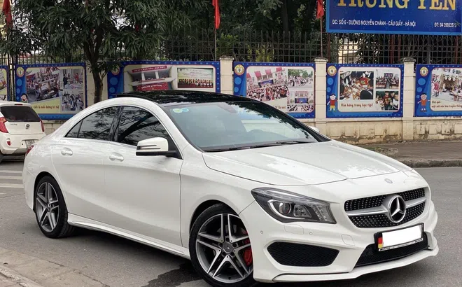 Mercedes-Benz CLA 250 AMG 4MATIC rớt giá gần 900 triệu sau 4 năm