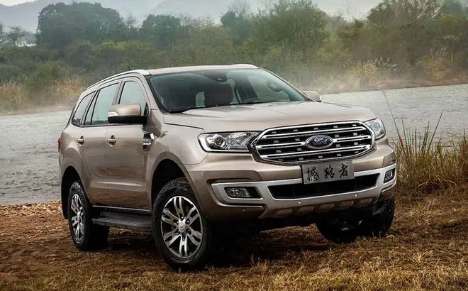 Ford Everest 2020 mới trang bị động cơ của Mustang