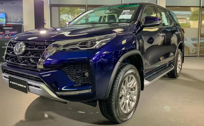 Đánh giá xe Toyota Fortuner 2021