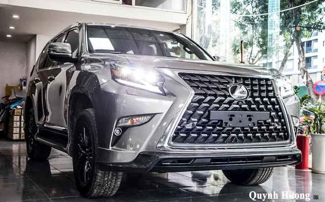 Lexus GX 460 2020 nhập Trung Đông tại Việt Nam, giá cao hơn hàng chính hãng bằng giá 1 chiếc Toyota Vios