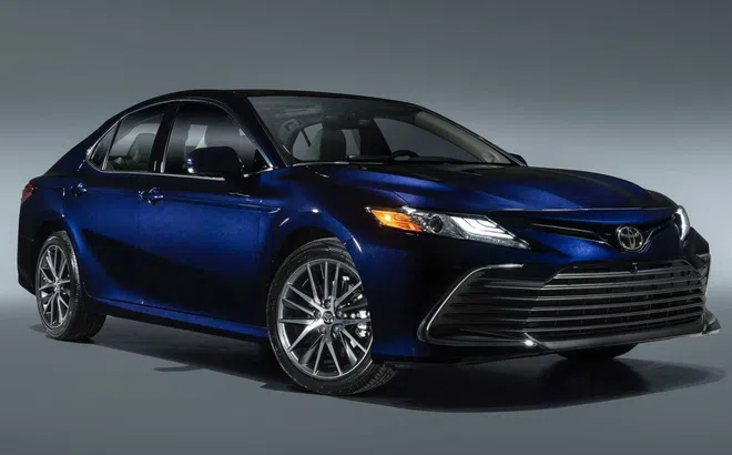 Toyota Camry 2021 thêm biến thể và công nghệ an toàn Safety Sense 2.5 mới