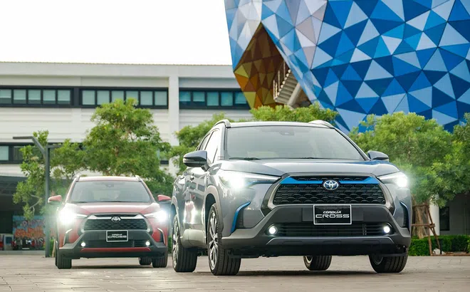 Ảnh thực tế Toyota Corolla Cross 2020 vừa ra mắt Việt Nam