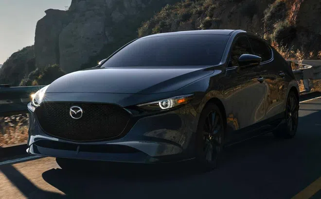 Mazda 3 2021 tăng áp chào giá hơn 700 triệu đồng