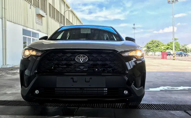 Lộ diện Toyota Corolla Cross 1.8G 2020, giá 720 triệu đồng, không ít đồ như tin đồn 