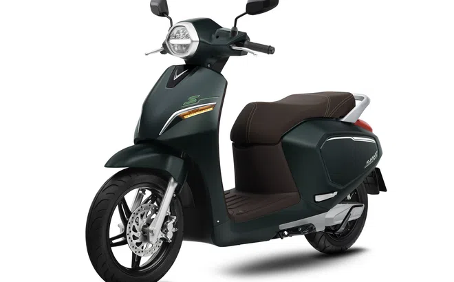 “Mổ xẻ” linh kiện bên trong VinFast Klara S sử dụng pin LFP