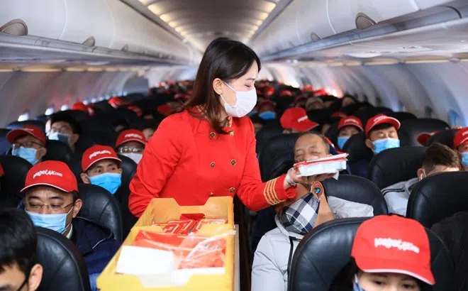 Nghiệp vụ "đặc biệt" đã giúp hãng hàng không Vietjet từ lỗ biến thành lãi như thế nào?