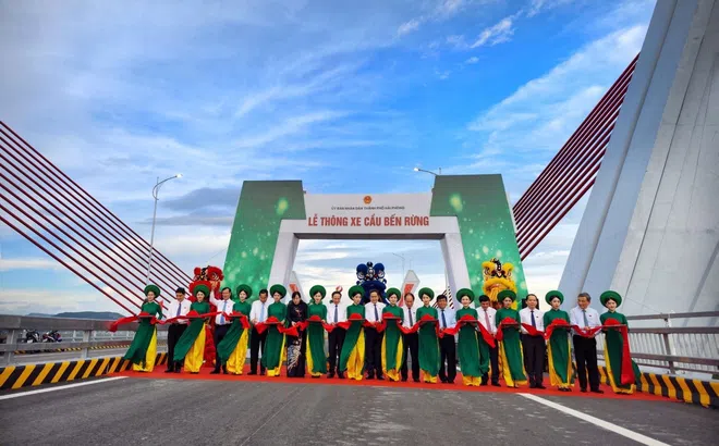 Hải Phòng và Quảng Ninh đã gần lại càng gần thêm khi thông xe cầu Bến Rừng