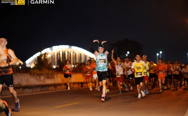 Hơn 15.000 vận động viên tham gia Giải chạy Longbien Marathon 2024