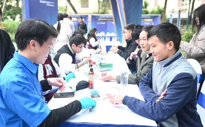 Tiếp cận y tế toàn diện – Vì một Việt Nam khỏe mạnh