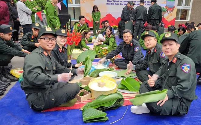 Cán bộ chiến sỹ Công an TP Hà Nội vui Tết đón Xuân Ất Tỵ 2025