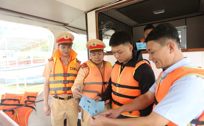 Cảnh sát giao thông Vĩnh Phúc tăng cường công tác đảm bảo an toàn giao thông đường thủy tại các khu du lịch