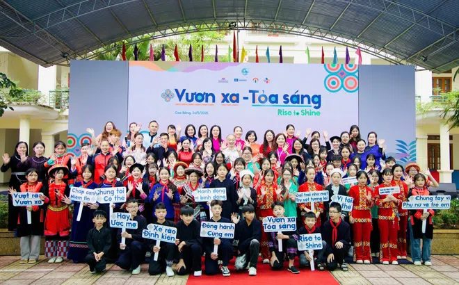 Đồng hành cùng 1.000 học sinh dân tộc thiểu số Cao Bằng chinh phục ước mơ