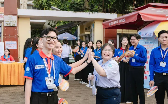 Tiếp sức mùa thi 2025 ứng dụng công nghệ, lan tỏa tinh thần tình nguyện