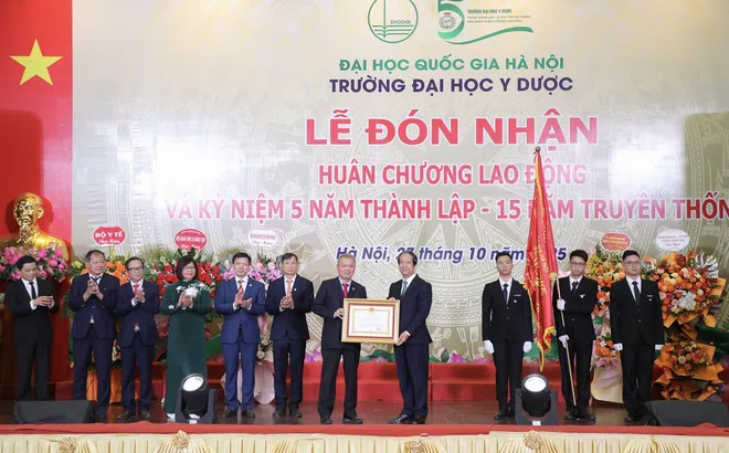5 năm thành lập – 15 năm truyền thống: Trường Đại học Y Dược bền bỉ phụng sự sức khỏe cộng đồng
