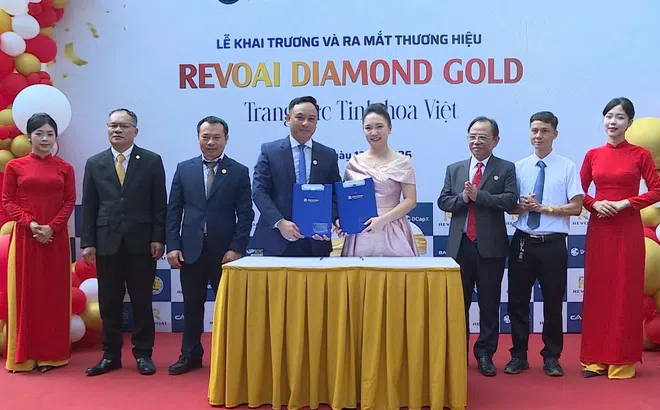 Hành trình nâng tầm Trang sức tinh hoa Việt