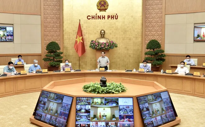 Thủ tướng: Từ nay đến 30-9 sẽ từng bước nới lỏng giãn cách xã hội có kiểm soát
