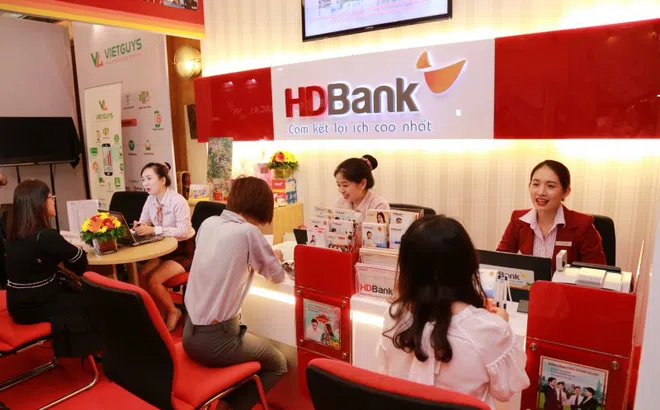 Doanh thu 9 tháng HDBank tăng gần 24%, vượt 12.100 tỷ đồng