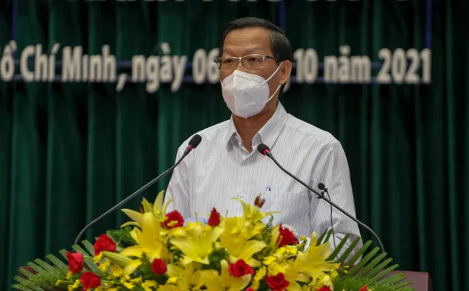 Chủ tịch Phan Văn Mãi: 'Đến tháng 11, TP.HCM cũng chưa thể bình thường mới'