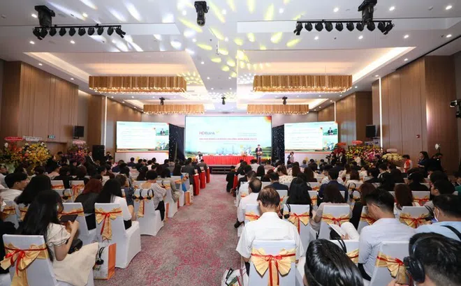 Đại hội cổ đông HDBank: Lấy phát triển bền vững làm kim chỉ nam, đặt mục tiêu lợi nhuận 13.197 tỷ đồng