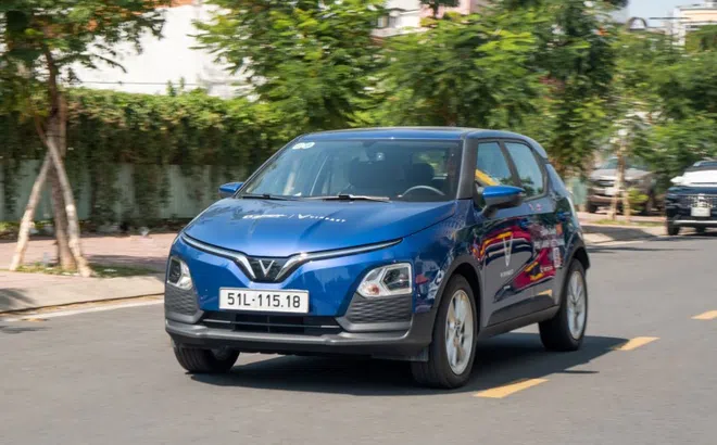 Người dùng “chốt liền tay” VF 5 Plus, khẳng định xe lái bốc, mỗi tháng tiết kiệm 12-14 triệu đồng tiền xăng