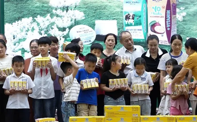 Mộc Châu Milk lan tỏa yêu thương đến trẻ em vùng cao, nối dài hành trình vì cộng đồng