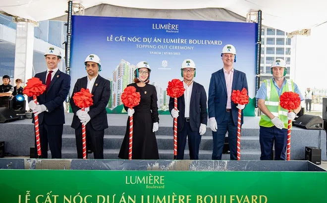 Masterise Homes chính thức cất nóc dự án LUMIÈRE Boulevard tại trung tâm đại đô thị Grand Park