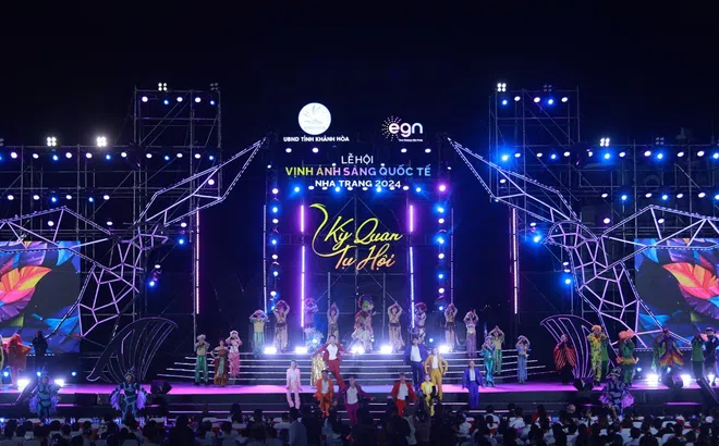 Đảo Hòn Tre bùng nổ “đại tiệc” lễ hội Vịnh ánh sáng quốc tế Nha Trang 2024