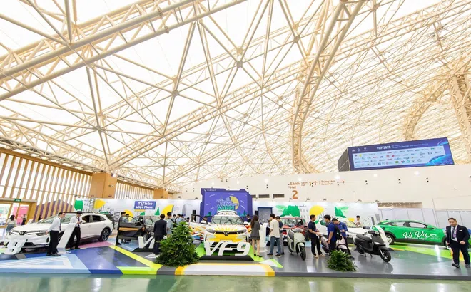 Khai mạc Tuần lễ Công nghiệp và Công nghệ Việt Nam 2025 tại Trung tâm Triển lãm Việt Nam