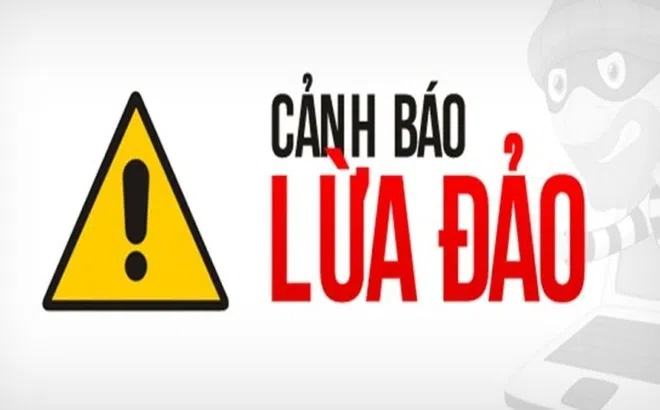 Cảnh giác đối tượng giả làm nhân viên y tế để lừa đảo khi giãn cách xã hội