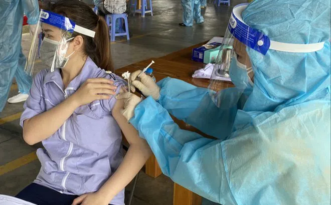 TPHCM: Thêm 85.608 người được tiêm vaccine Vero Cell an toàn